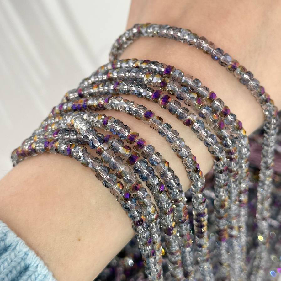 Бусины стеклянные размер 2,5*3,9мм цвет серый с отливом